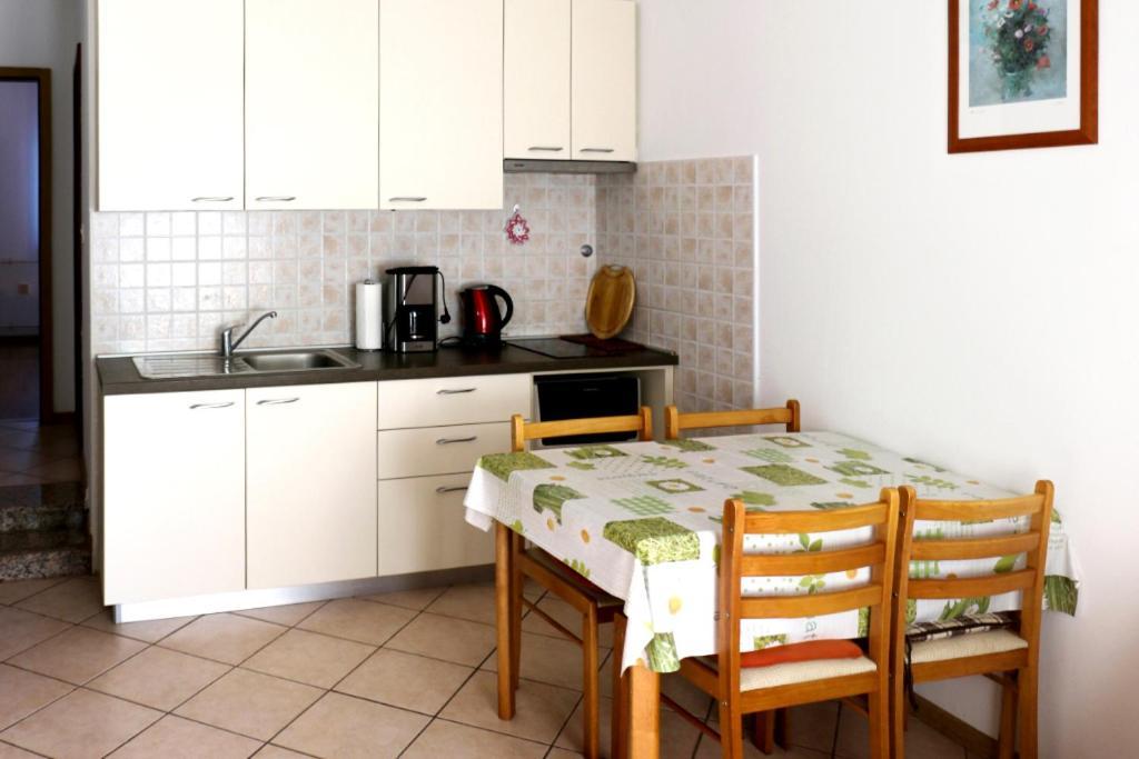 Apartments Silva Pula Exterior foto